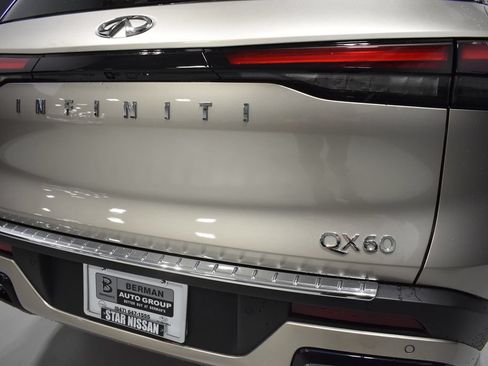 Used 2024 INFINITI QX60 Luxe AWD/4WD image 12