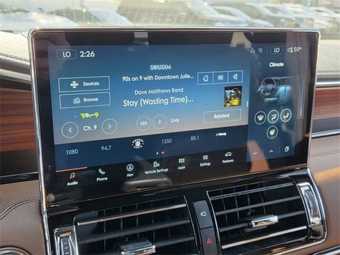 Used 2022 Lincoln Navigator Reserve image 28