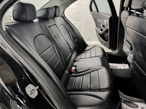 Used 2017 Mercedes-Benz C 300 4MATIC Sedan image 10