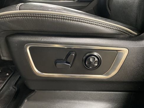 Used 2019 RAM 1500 Limited image 15