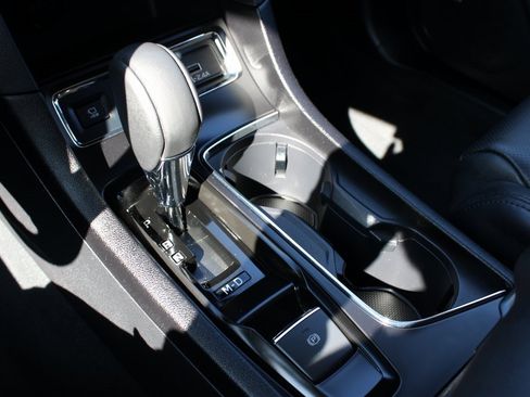 Used 2025 Subaru Ascent Bronze Edition w/ Onyx Package image 22