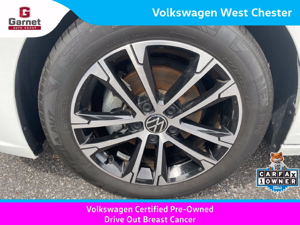 Certified 2024 Volkswagen Jetta Sport FWD image 37