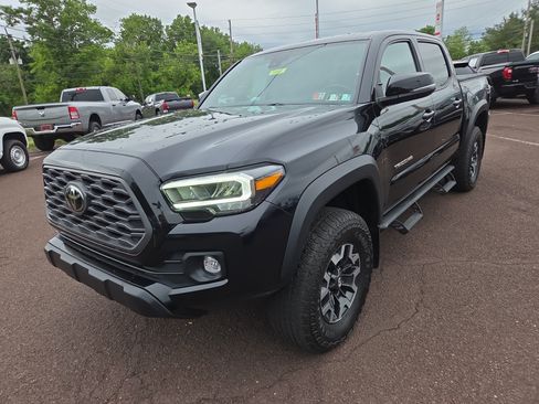 Certified 2020 Toyota Tacoma TRD Off-Road AWD/4WD image 7