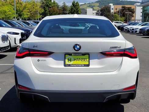New 2026 BMW i4 eDrive40 w/ Parking Assistance Package RWD image 7