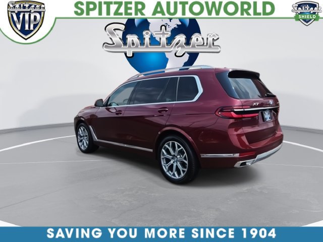 Used 2025 BMW X7 xDrive40i AWD/4WD image 3