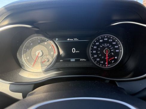 Used 2019 Genesis G70 3.3T Advanced image 23