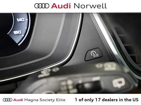 Used 2023 Audi Q5 2.0T Premium Plus w/ Premium Plus Package AWD/4WD image 30