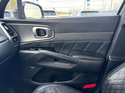 Used 2021 Kia Sorento SX image 26