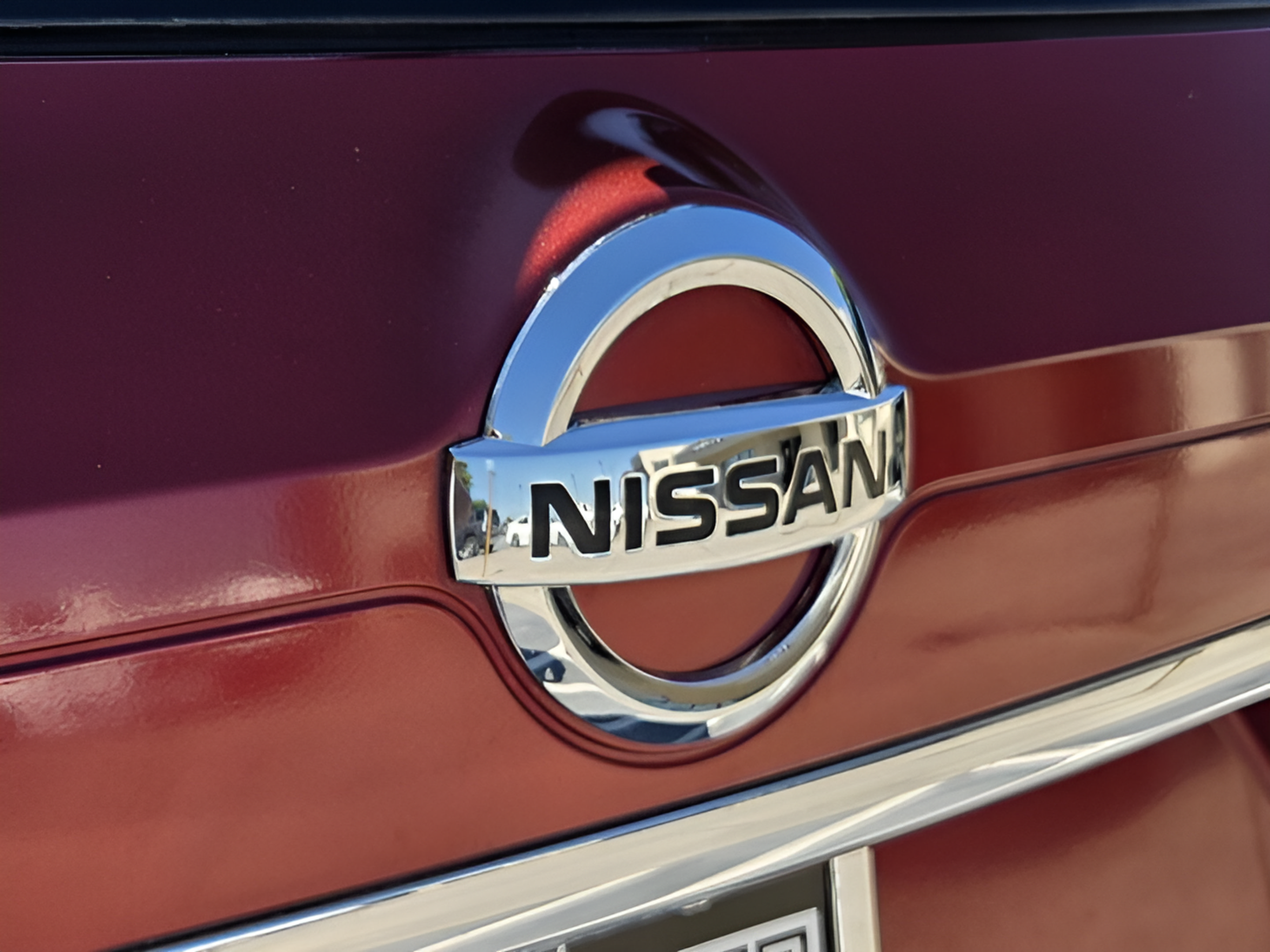 Used 2014 Nissan Rogue S FWD image 30