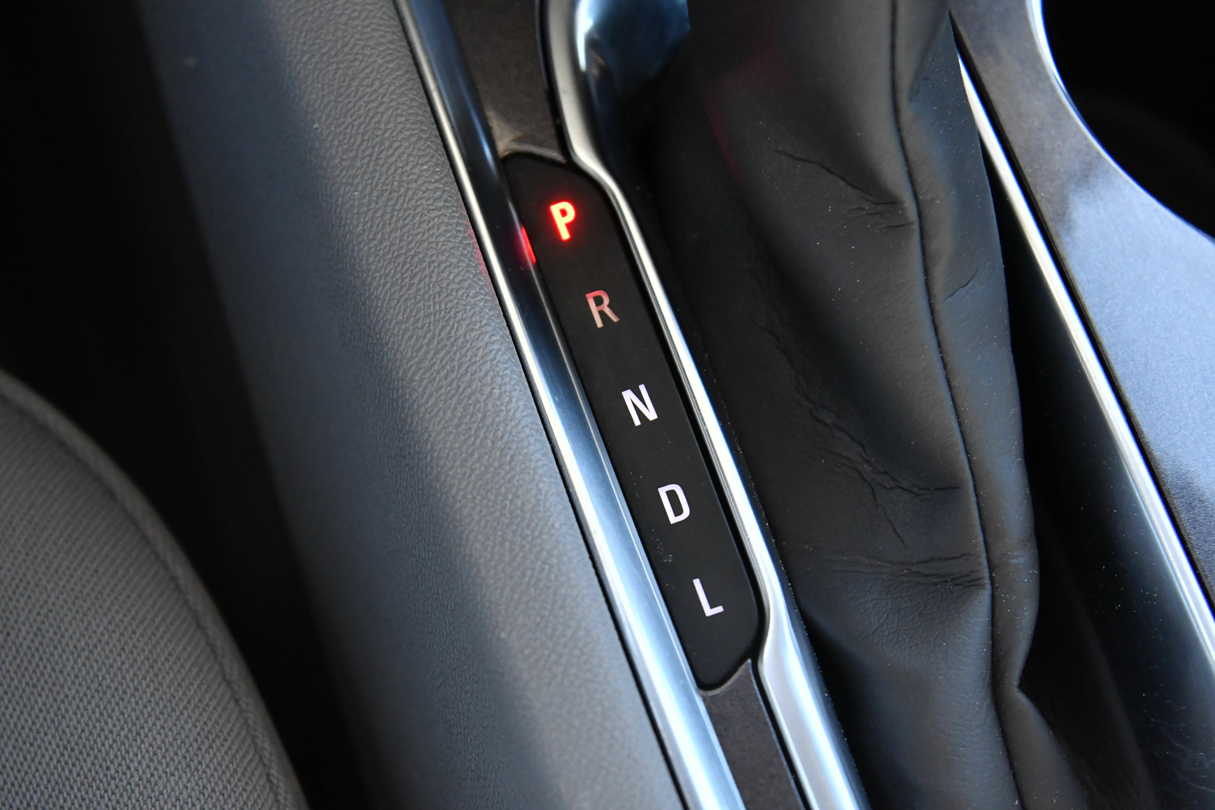 Used 2021 Chevrolet Malibu LT FWD image 25