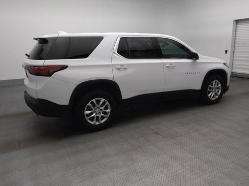 Used 2023 Chevrolet Traverse LS FWD image 10