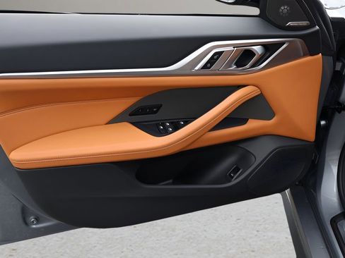 Used 2023 BMW i4 eDrive35 image 24