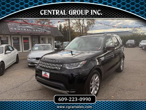 Used 2017 Land Rover Discovery HSE image 1