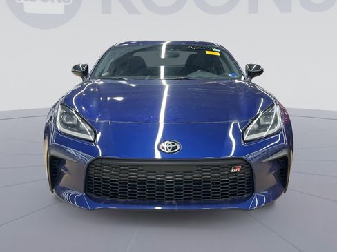 Used 2022 Toyota GR86 image 7