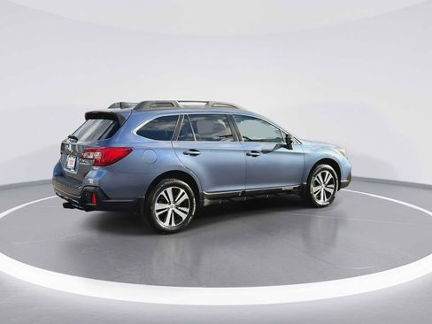 Used 2018 Subaru Outback 2.5i Limited image 8
