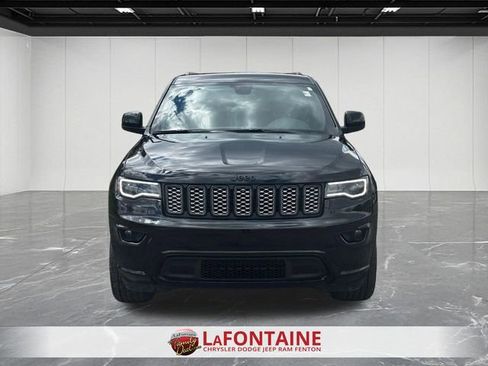 Used 2021 Jeep Grand Cherokee Laredo X AWD/4WD image 8