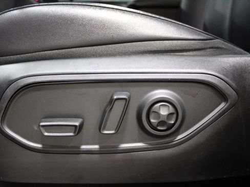Used 2024 Jeep Grand Cherokee L Limited w/ Luxury Tech Group II AWD/4WD image 22