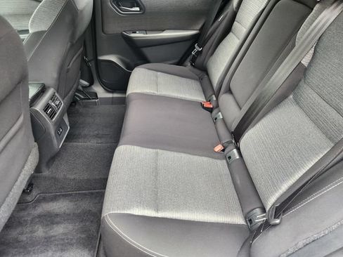 Used 2021 Nissan Rogue SV FWD image 24