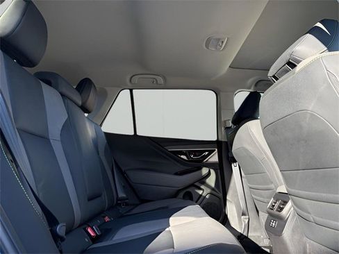 Certified 2025 Subaru Outback Onyx Edition image 16