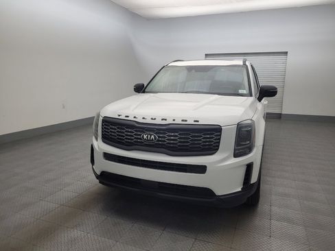 Used 2020 Kia Telluride EX FWD image 15