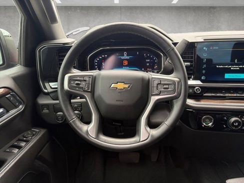Certified 2024 Chevrolet Silverado 1500 LT RWD image 20