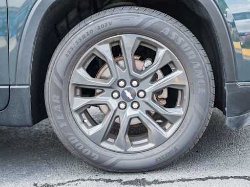 Used 2020 Chevrolet Traverse RS AWD/4WD image 14