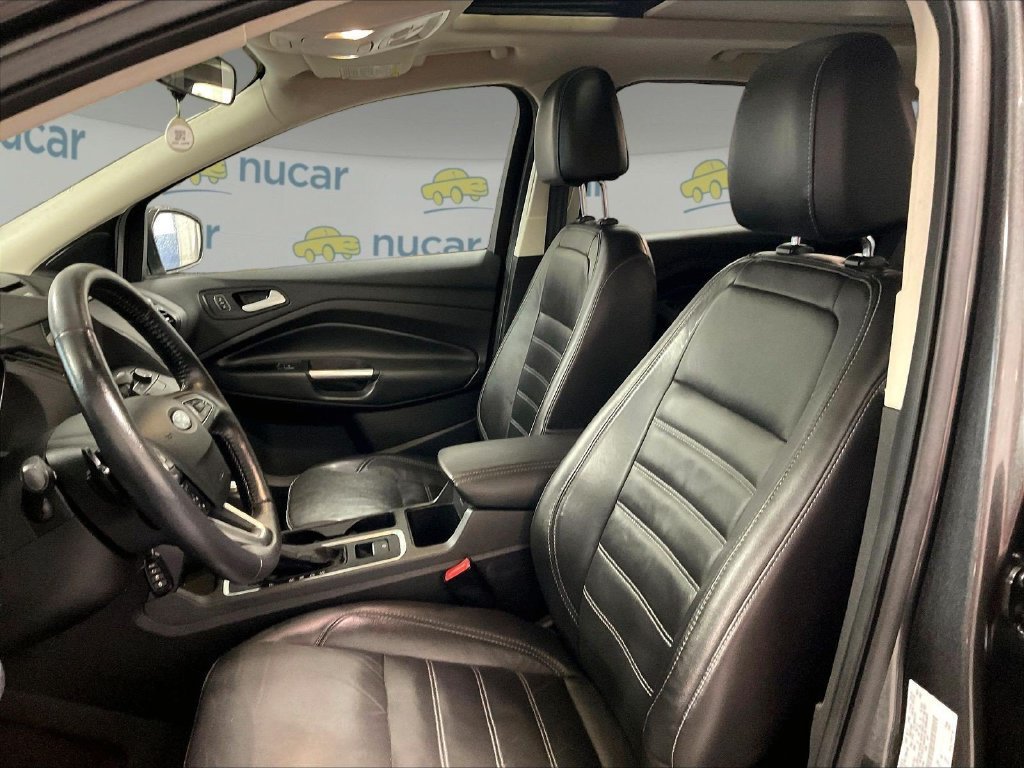 Used 2017 Ford Escape SE w/ SE Leather Comfort Package AWD/4WD image 10