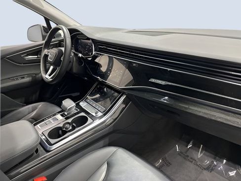 Used 2020 Audi Q7 3.0T Premium Plus image 12