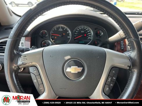 Used 2010 Chevrolet Suburban LTZ AWD/4WD image 23