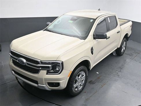 New 2025 Ford Ranger XLT w/ Chrome Accent Package image 18