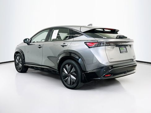 Used 2023 Nissan Ariya AWD image 5