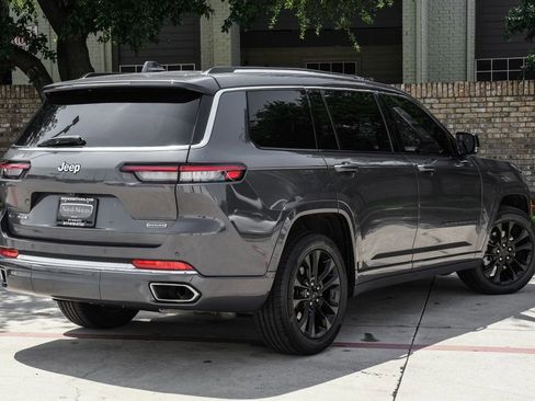 Used 2023 Jeep Grand Cherokee L Overland AWD/4WD image 16