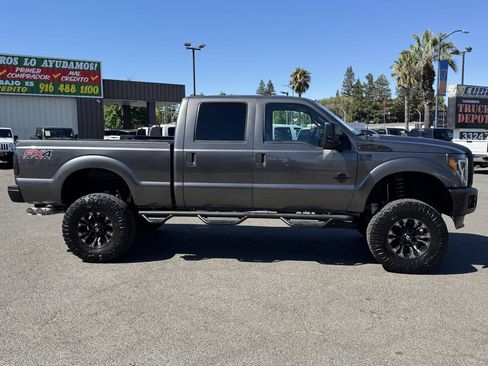 Used 2015 Ford F250 XLT w/ XLT Value Package AWD/4WD image 8