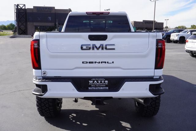 Used 2026 GMC Sierra 3500 Denali Ultimate AWD/4WD image 11