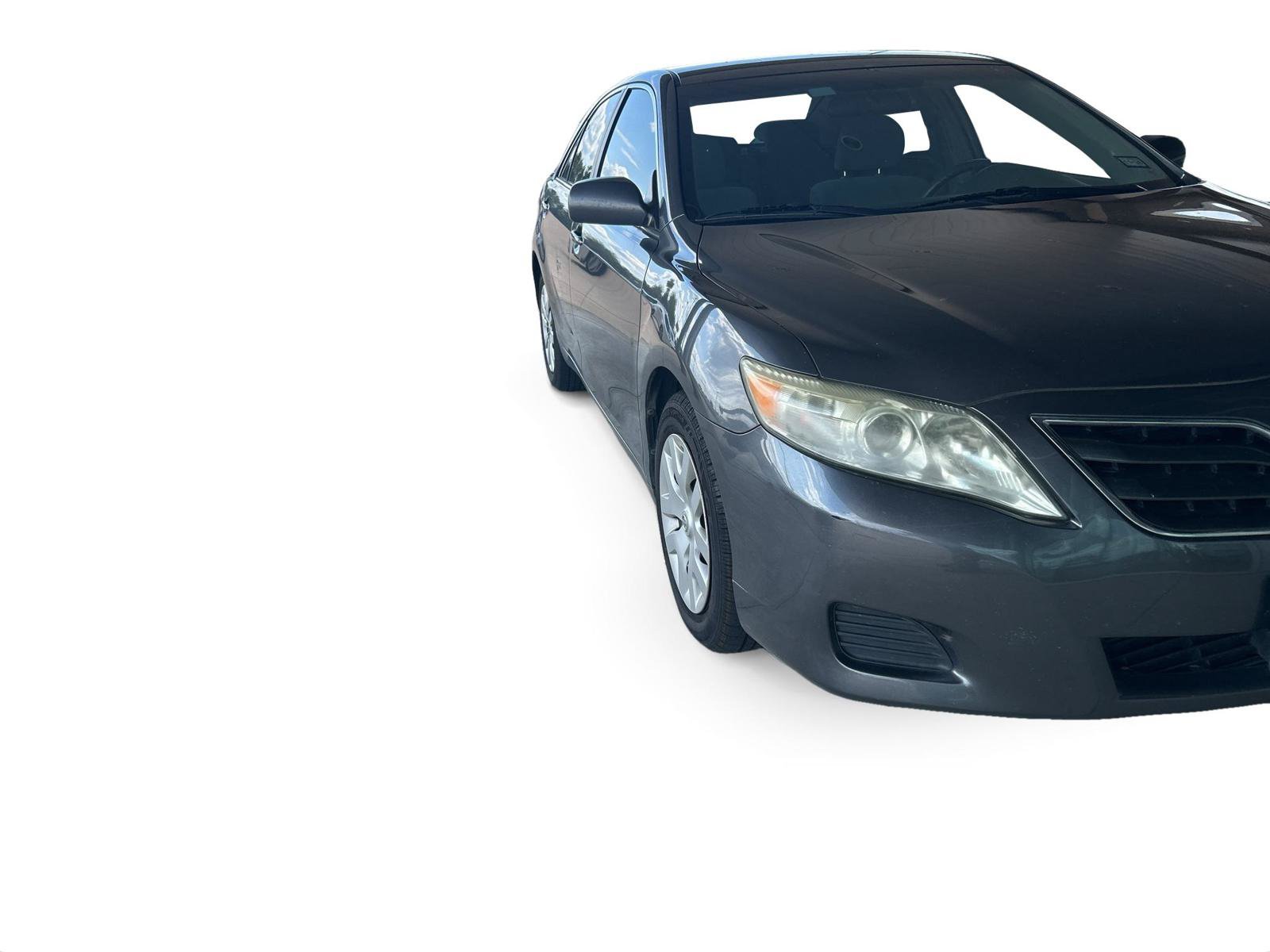 Used 2010 Toyota Camry LE FWD image 2