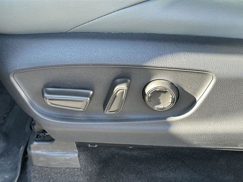 Used 2024 Toyota Tacoma 4x4 Double Cab Hybrid image 22