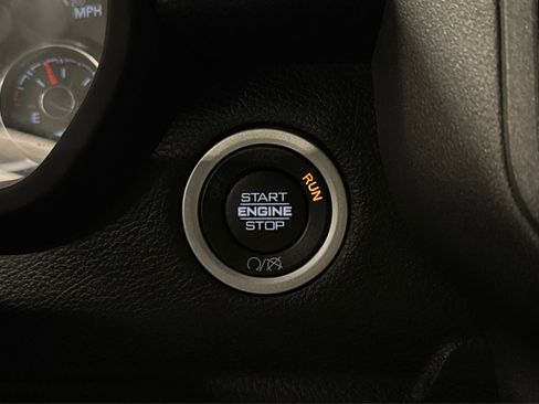 Used 2022 RAM 2500 Tradesman image 31