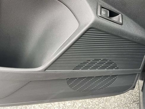 Certified 2024 Volkswagen Taos S FWD image 21