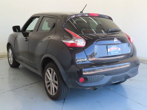 Used 2016 Nissan Juke S FWD image 5