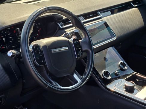 Used 2018 Land Rover Range Rover Velar R-Dynamic SE image 23