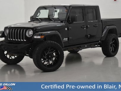 Used 2021 Jeep Gladiator Overland w/ Popular Equipment Package