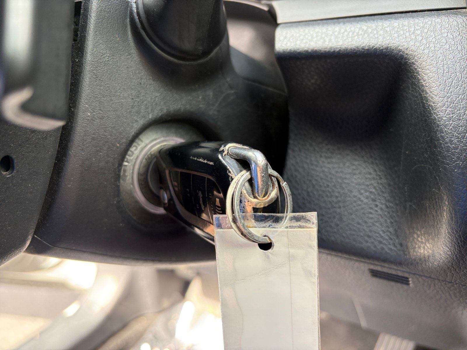 Used 2022 Toyota Camry SE FWD image 20