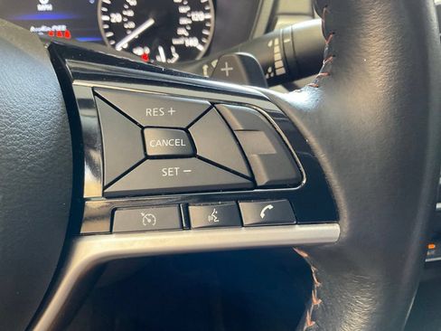 Used 2024 Nissan Altima 2.5 SR FWD image 14