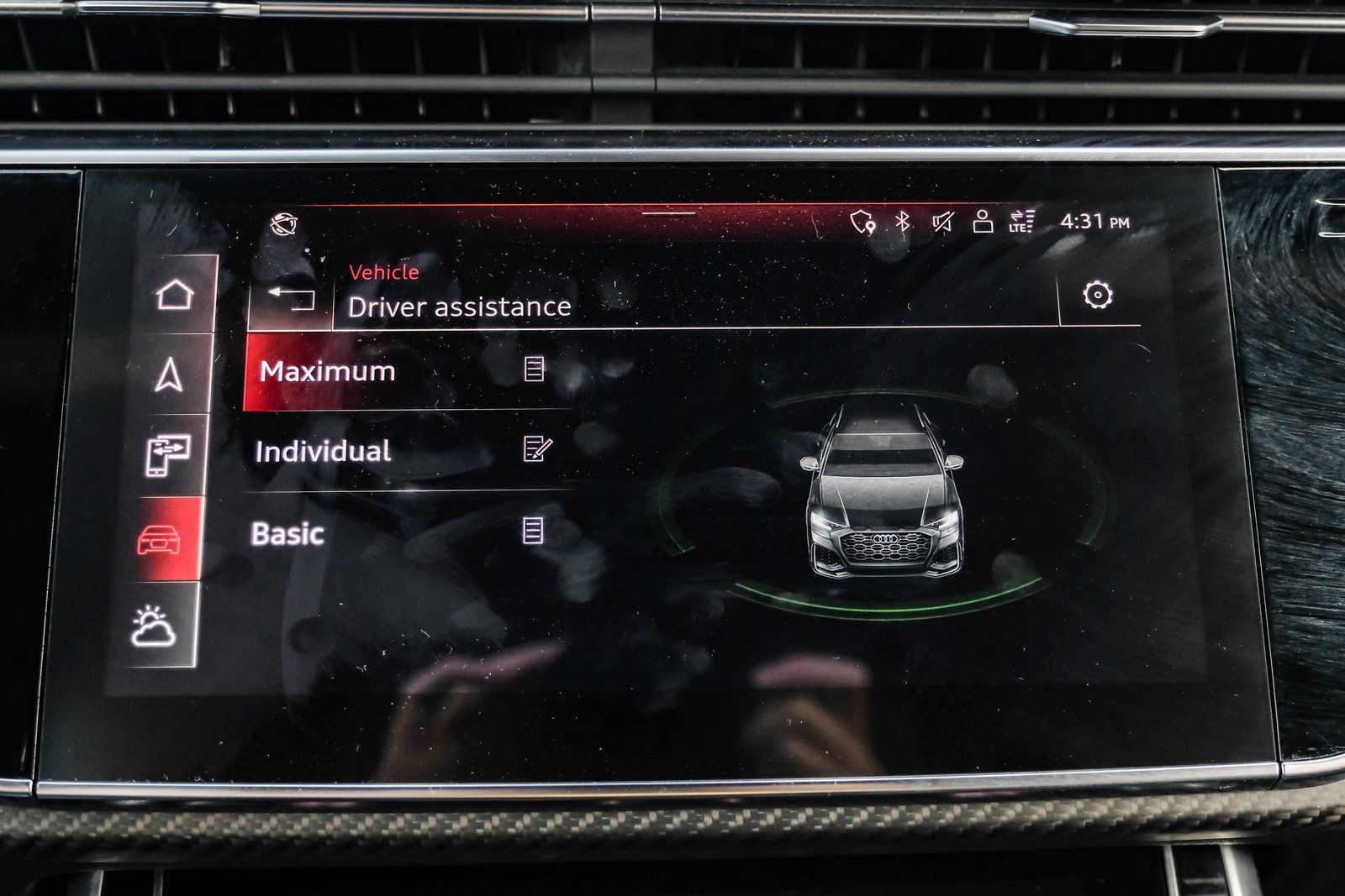 Used 2022 Audi RS Q8 AWD/4WD image 40