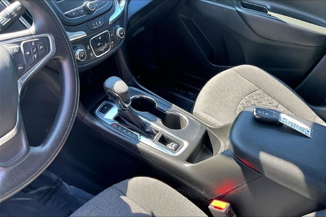 Used 2023 Chevrolet Equinox LT AWD/4WD image 13