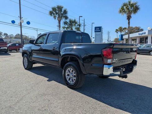 Used 2019 Toyota Tacoma SR5 image 6