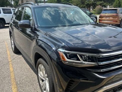 Used 2023 Volkswagen Atlas SE w/ Panoramic Sunroof Package AWD/4WD image 5