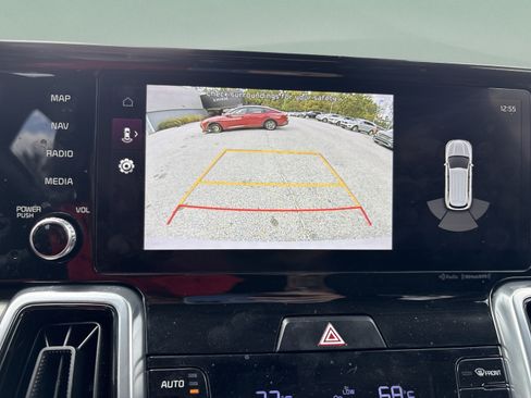 Certified 2023 Kia Sorento SX FWD image 12