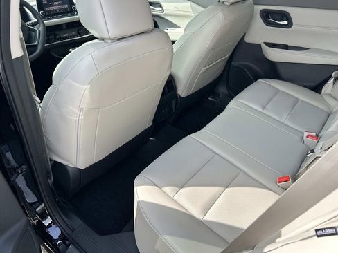 New 2026 Nissan Rogue SV AWD/4WD image 19