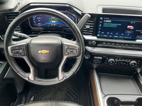 Used 2024 Chevrolet Silverado 3500 High Country w/ High Country Premium Package AWD/4WD image 15